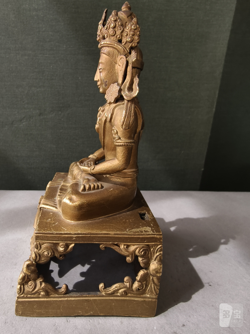 A gilt-bronze figure of Amitayus seated on a throne - 图13